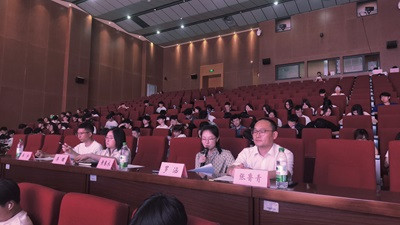演讲比赛 评委点评.jpg